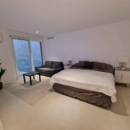 Luxury And Private Jacuzzi 300 Meters From The