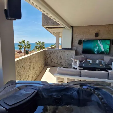Apartment Luxury And Private Jacuzzi 300 Meters From The