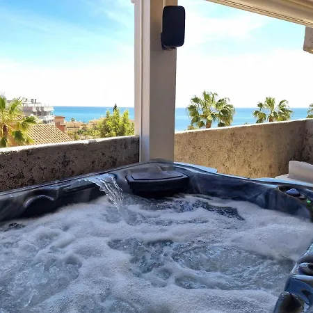 Luxury And Private Jacuzzi 300 Meters From The Benalmadena