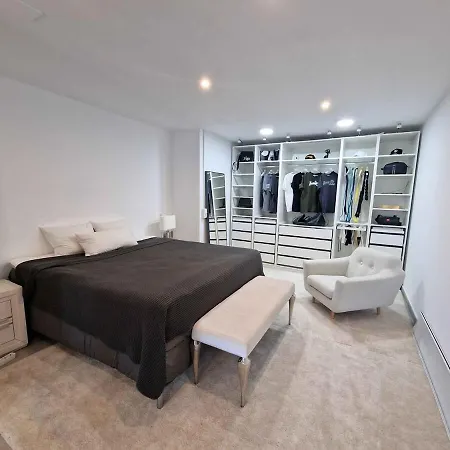 Luxury And Private Jacuzzi 300 Meters From The Apartment *