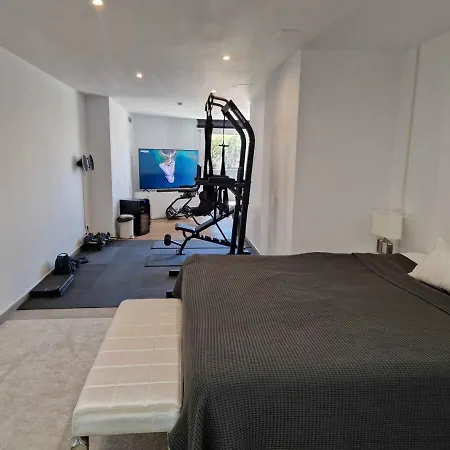 Luxury And Private Jacuzzi 300 Meters From The